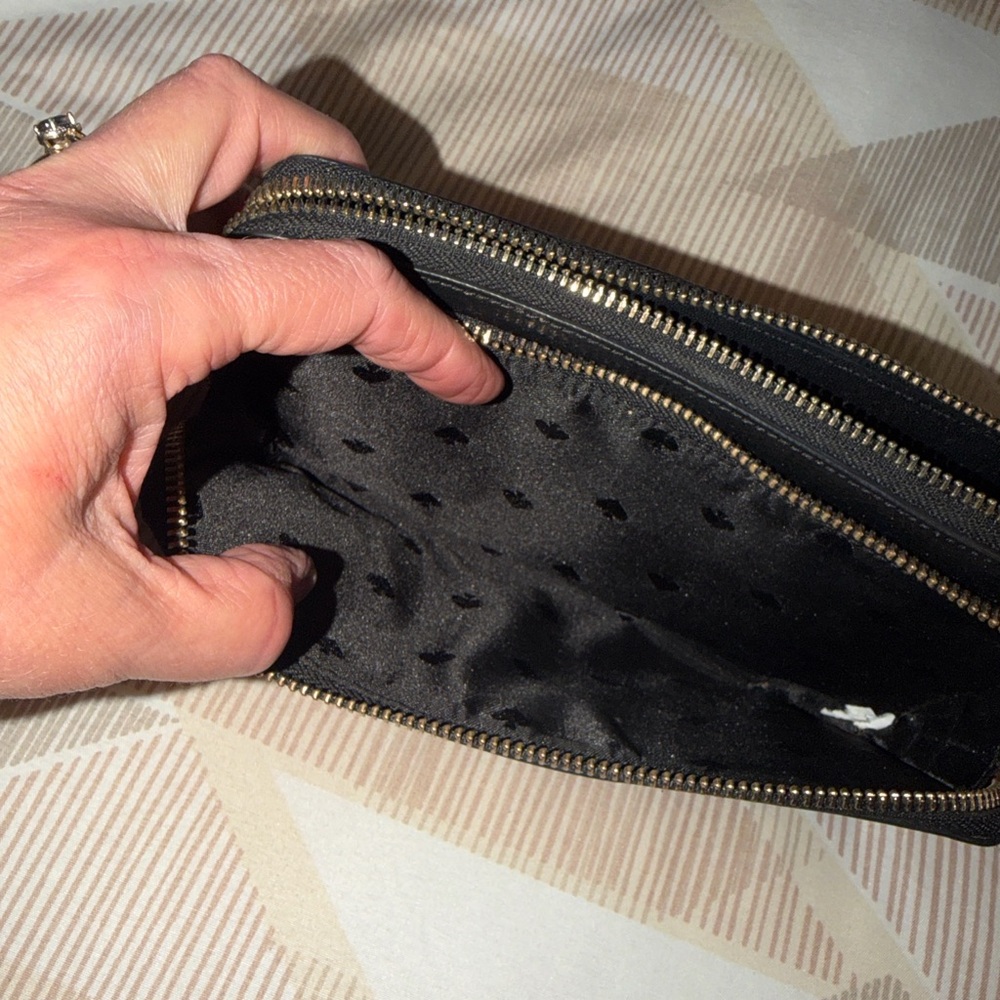 Kate Spade Large Black Textured Leather Wallet - Picture 5 of 8